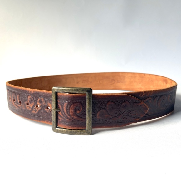 Vintage BRAVE Beltworks Tooled Leather Belt Antiqued Buckle Western Whiskey